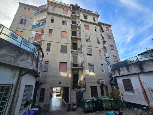 Appartamento in vendita a Arese, Milano