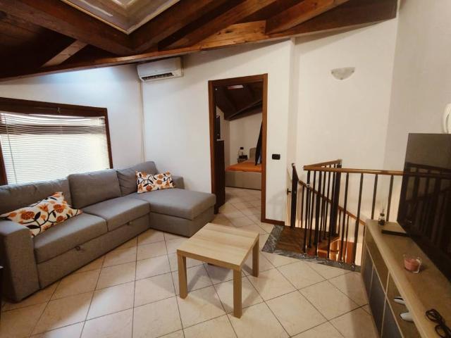 Appartamento in vendita a Bollate, Lombardia