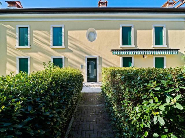 Appartamento in vendita a Garda, Veneto