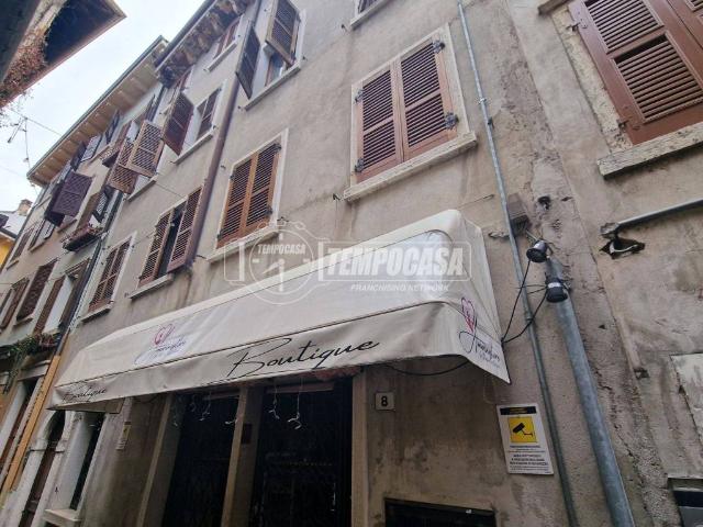 Appartamento in vendita a Garda, Veneto