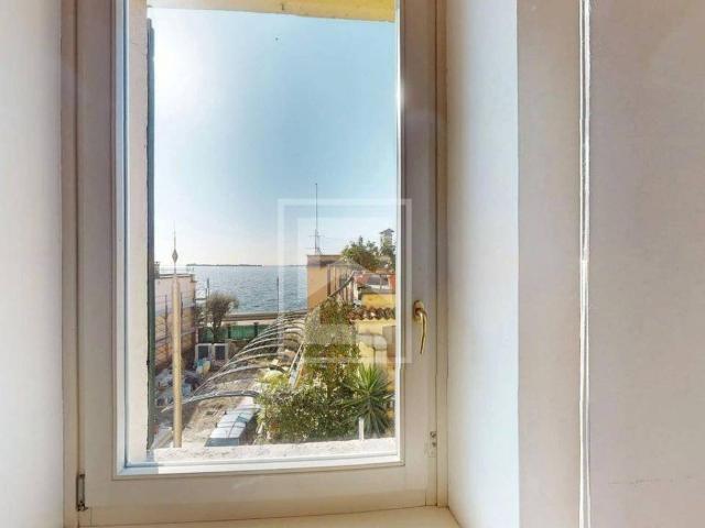 Appartamento in vendita a Comunità Montana Parco Alto Garda bresciano, Gardone Riviera