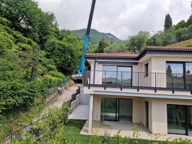 Appartamento in vendita a Comunità Montana Parco Alto Garda bresciano, Gardone Riviera
