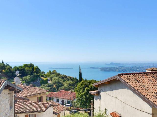 Appartamento in vendita a Comunità Montana Parco Alto Garda bresciano, Gardone Riviera