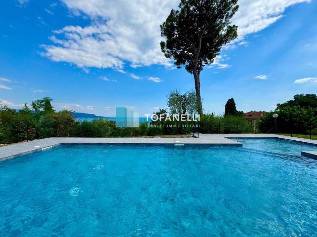 Appartamento in vendita a Comunità Montana Parco Alto Garda bresciano, Gardone Riviera