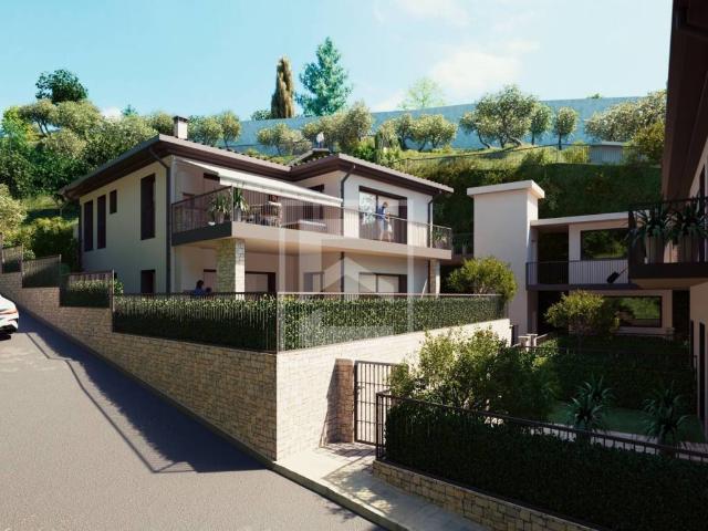 Appartamento in vendita a Comunità Montana Parco Alto Garda bresciano, Gardone Riviera