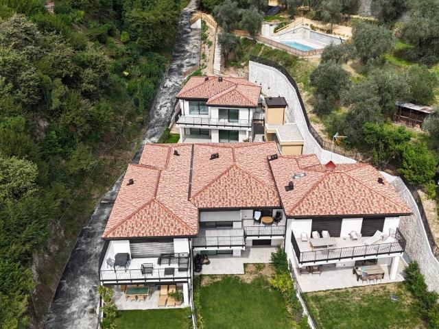 Appartamento in vendita a Comunità Montana Parco Alto Garda bresciano, Gardone Riviera