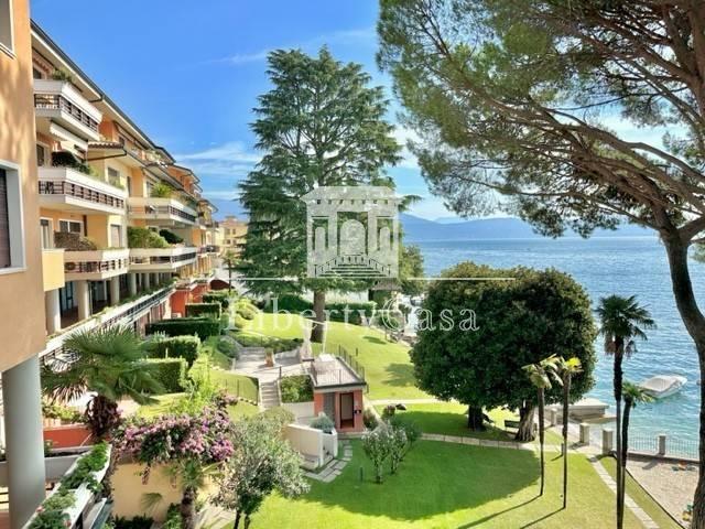 Appartamento in vendita a Comunità Montana Parco Alto Garda bresciano, Gardone Riviera