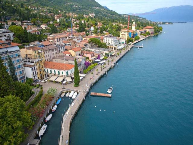 Appartamento in vendita a Comunità Montana Parco Alto Garda bresciano, Gardone Riviera