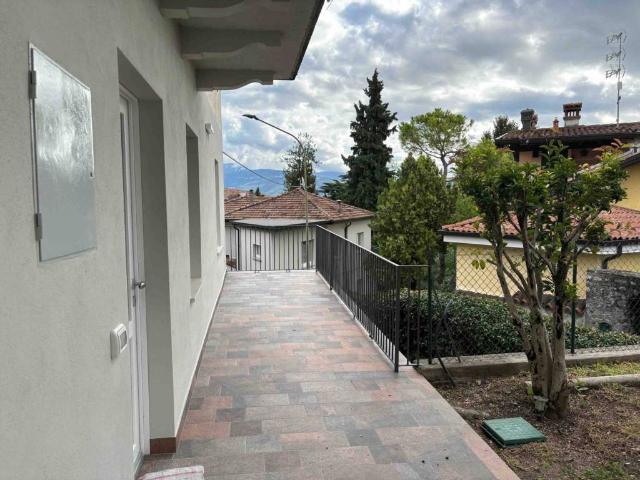 Appartamento in vendita a Comunità Montana Parco Alto Garda bresciano, Gardone Riviera