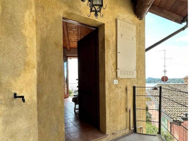 Appartamento in vendita a Comunità Montana Parco Alto Garda bresciano, Gardone Riviera