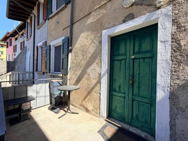 Appartamento in vendita a Comunità Montana Parco Alto Garda bresciano, Gargnano