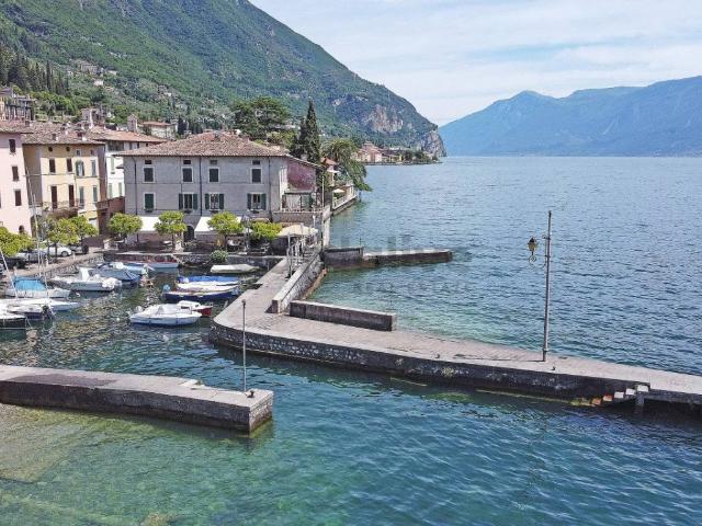 Appartamento in vendita a Comunità Montana Parco Alto Garda bresciano, Gargnano
