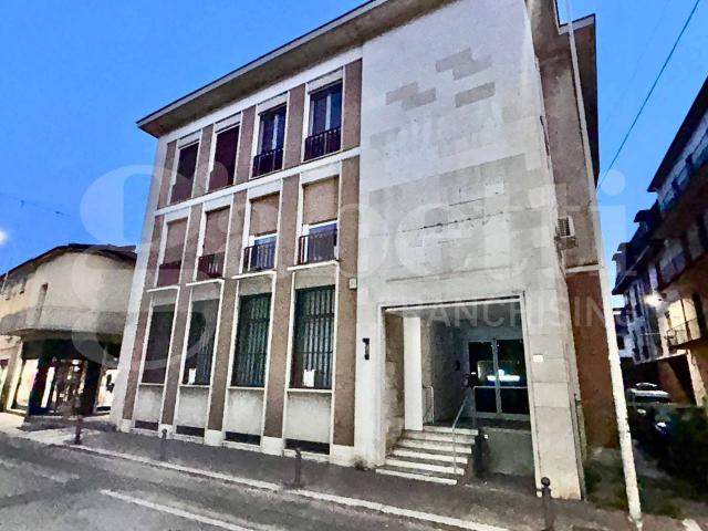 Appartamento in vendita a Garlasco, Lombardia