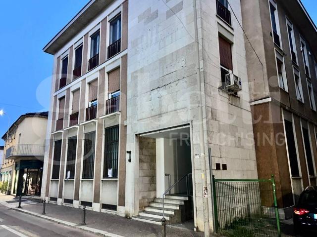 Appartamento in vendita a Garlasco, Pavia