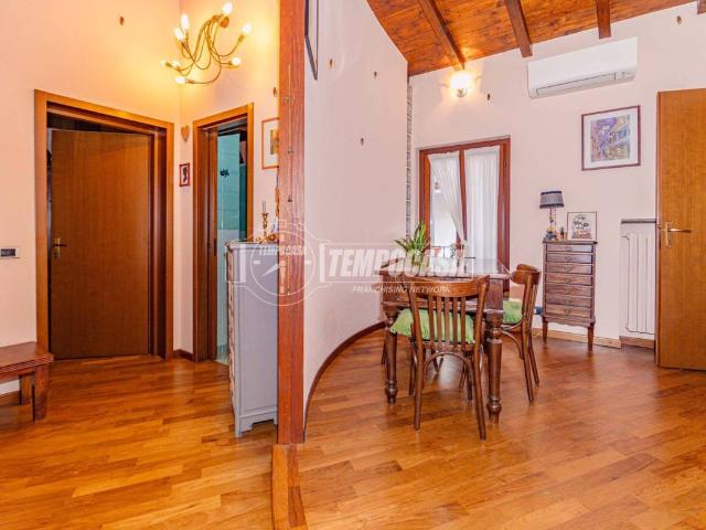 Villa Indipendente in vendita a Garlasco, Lombardia
