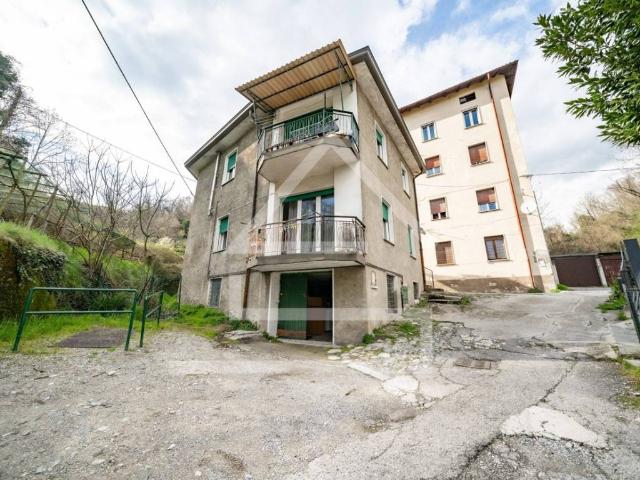 Appartamento in vendita a Garlate, Lombardia