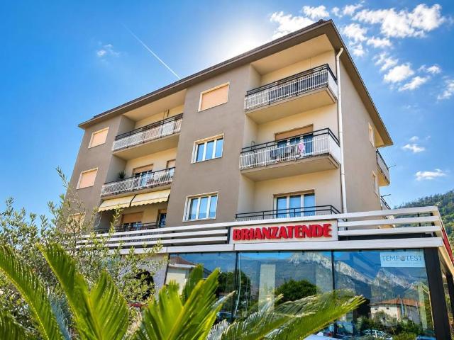 Appartamento in vendita a Garlate, Lombardia