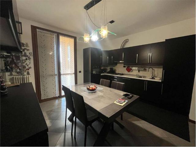 Appartamento in vendita a Val d’Enza, Re