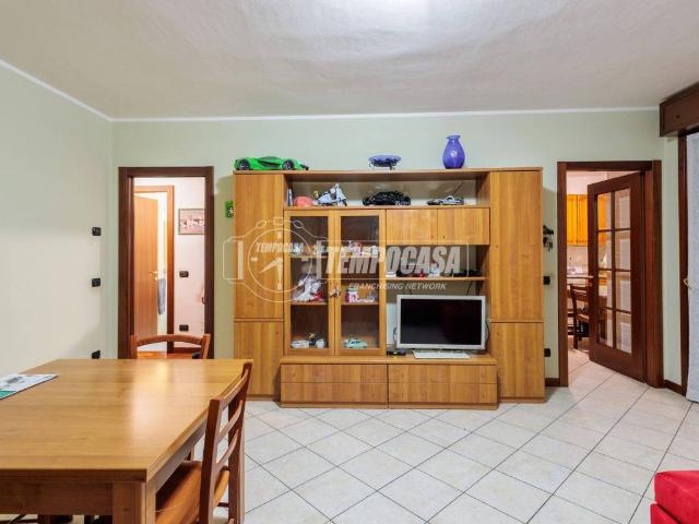 Appartamento in vendita a Val d’Enza, Re