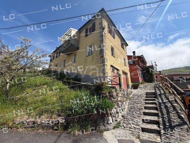 Appartamento in vendita a Santo Stefano D'aveto, Liguria