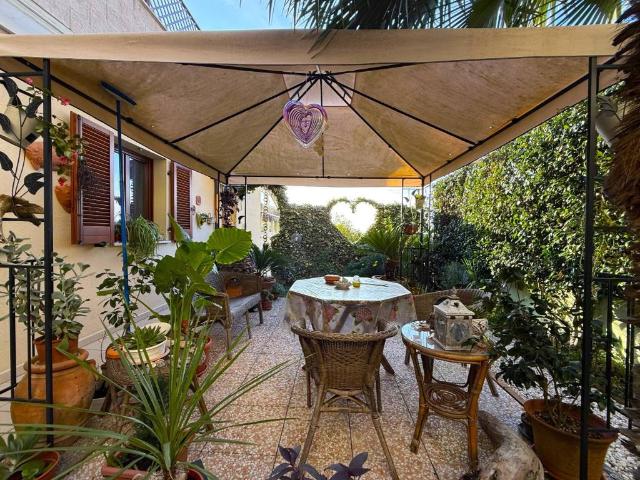 Appartamento in vendita a Bivio Di Ravi, Toscana