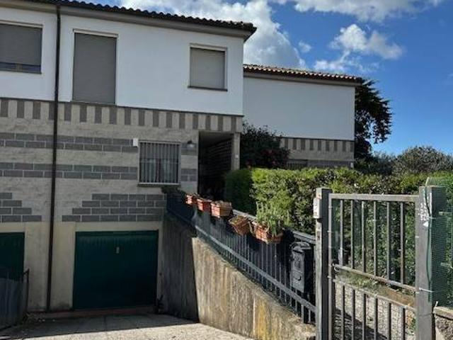 Appartamento in vendita a Bivio Di Ravi, Toscana