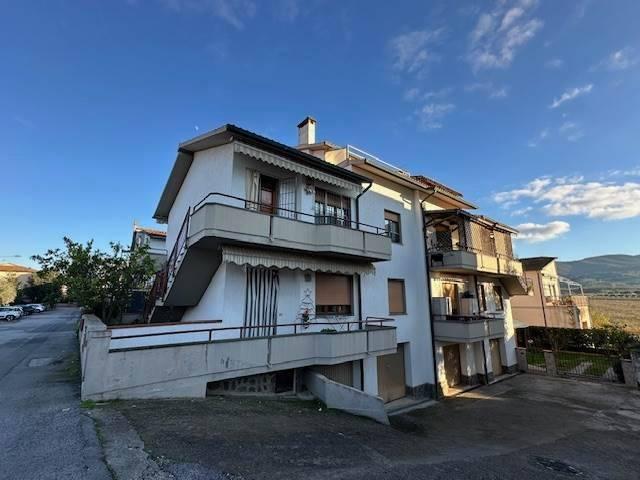 Appartamento in vendita a Bivio Di Ravi, Toscana