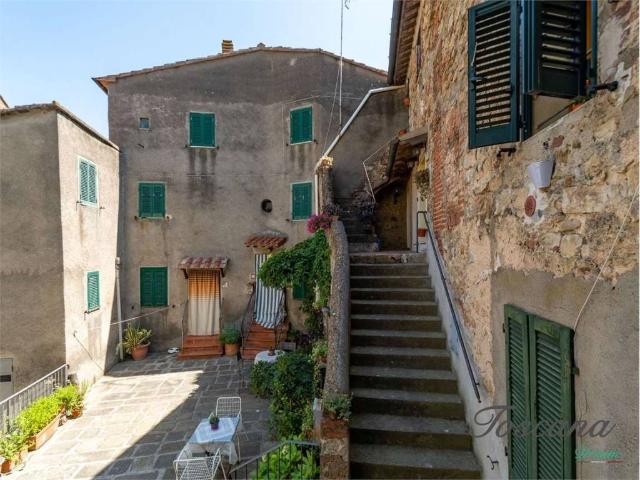 Appartamento in vendita a Bivio Di Ravi, Toscana