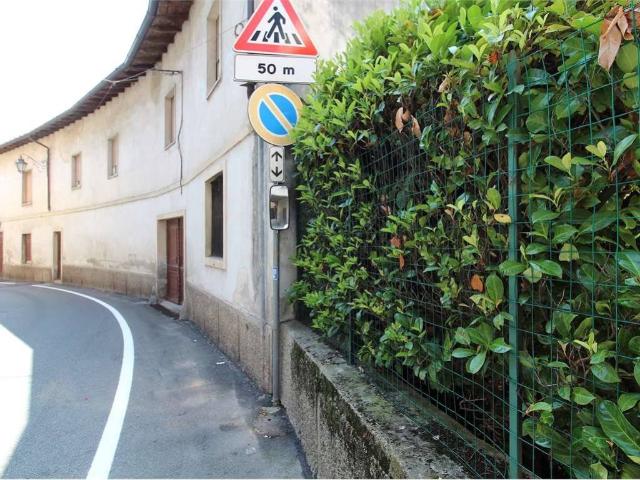 Appartamento in vendita a Gazzada Schianno, Schianno