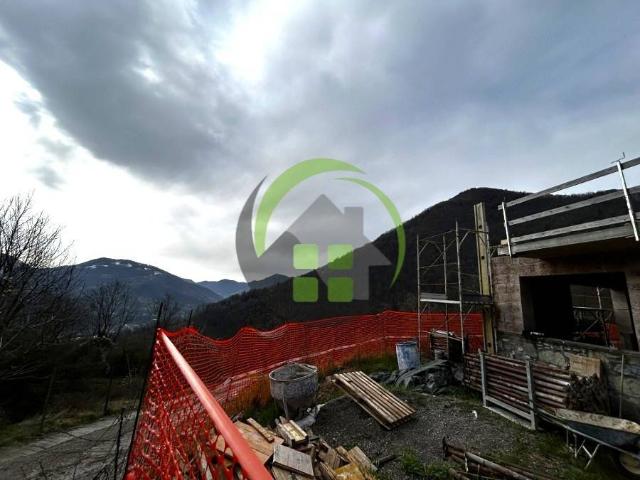 Appartamento in vendita a Catabione, Gazzaniga