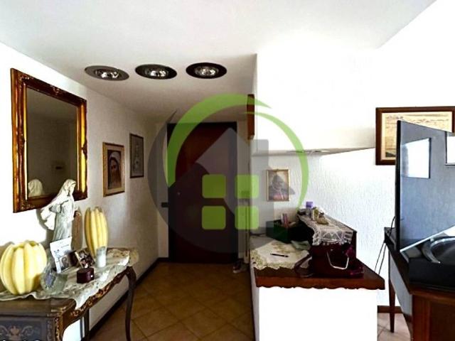 Appartamento in vendita a Rova, Gazzaniga