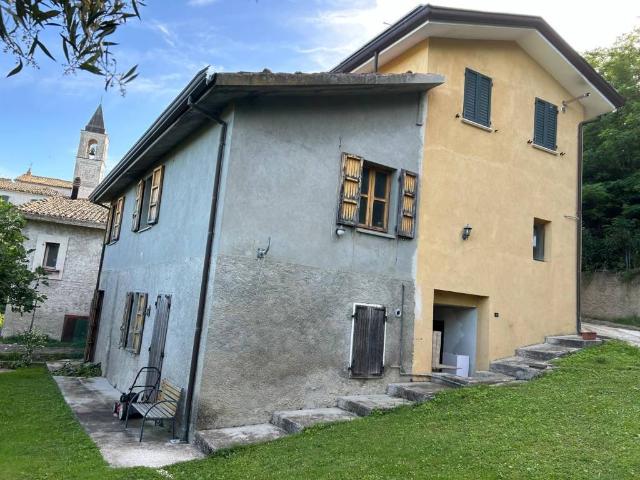 Appartamento in vendita a Gemmano, Reggio Emilia