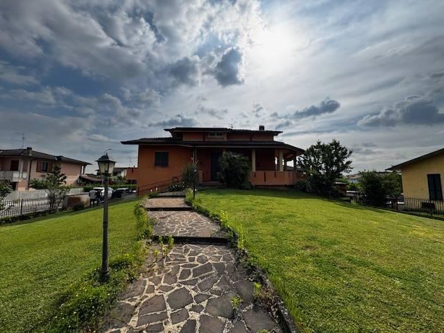 Appartamento in vendita a Genivolta, Lombardia