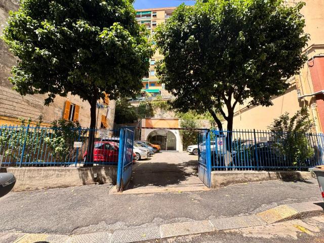 Appartamento in vendita a Centro Ovest, Serra Riccò