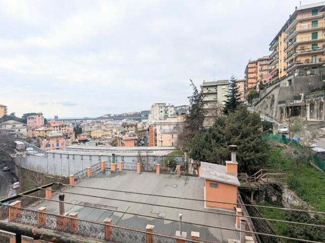 Appartamento in vendita a Val Polcevera, Serra Riccò