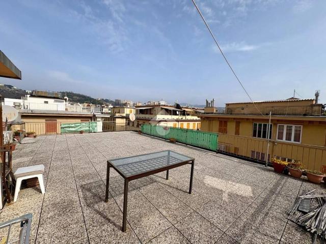 Appartamento in vendita a Medio Ponente, Serra Riccò