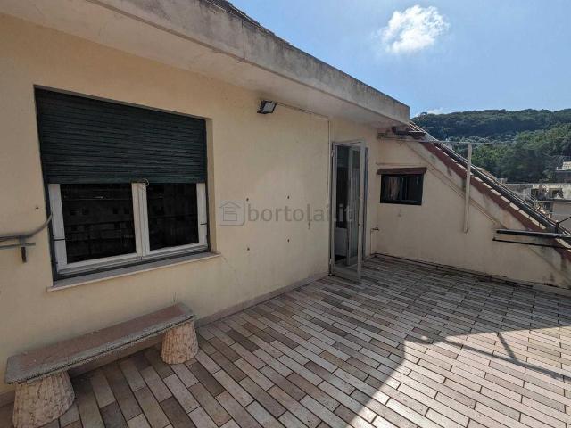 Appartamento in vendita a Bassa Val Bisagno, Serra Riccò