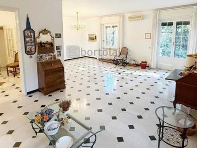Appartamento in vendita a Medio Levante, Serra Riccò