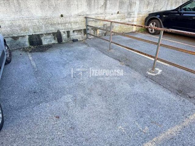 Appartamento in vendita a Centro Ovest, Serra Riccò