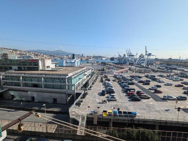 Appartamento in vendita a Centro Ovest, Serra Riccò
