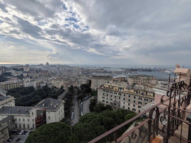 Appartamento in vendita a Centro Est, Serra Riccò