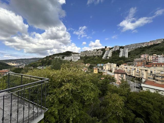 Appartamento in vendita a Media Val Bisagno, Serra Riccò