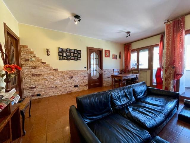 Appartamento in vendita a Media Val Bisagno, Serra Riccò