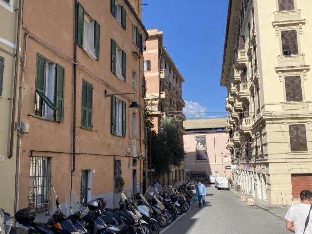 Appartamento in vendita a Centro Est, Serra Riccò