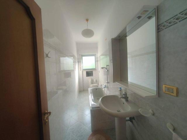 Appartamento in vendita a Val Polcevera, Serra Riccò