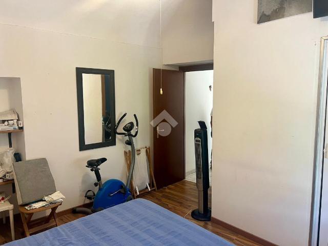 Appartamento in vendita a Rivarolo, Genova