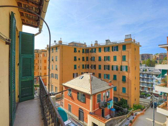 Appartamento in vendita a Chiappeto, Genova