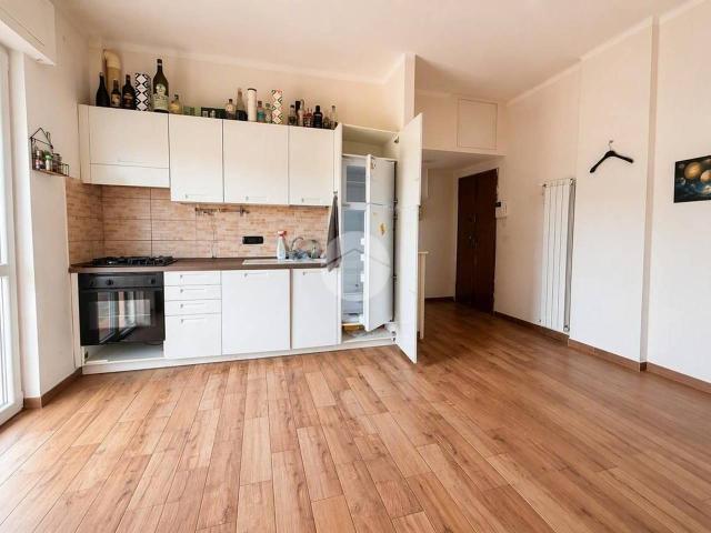 Appartamento in vendita a Centro Est, Serra Riccò