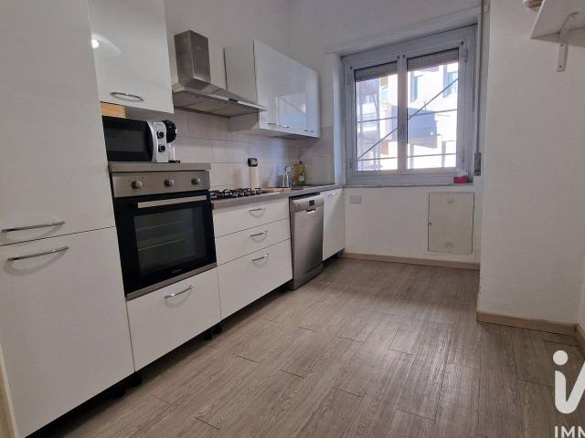 Appartamento in vendita a Centro Ovest, Serra Riccò