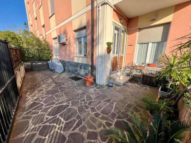 Appartamento in vendita a Centro Ovest, Serra Riccò